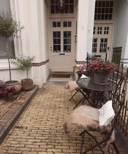 Apartment Hendrika *